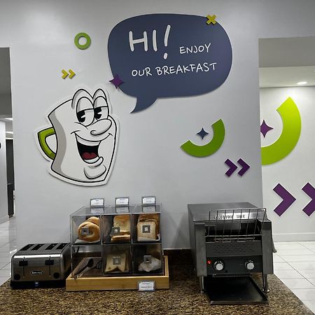 ג'קסונוויל Developer Inn & Suites Airport Jax, A Baymont By Wyndham מראה חיצוני תמונה