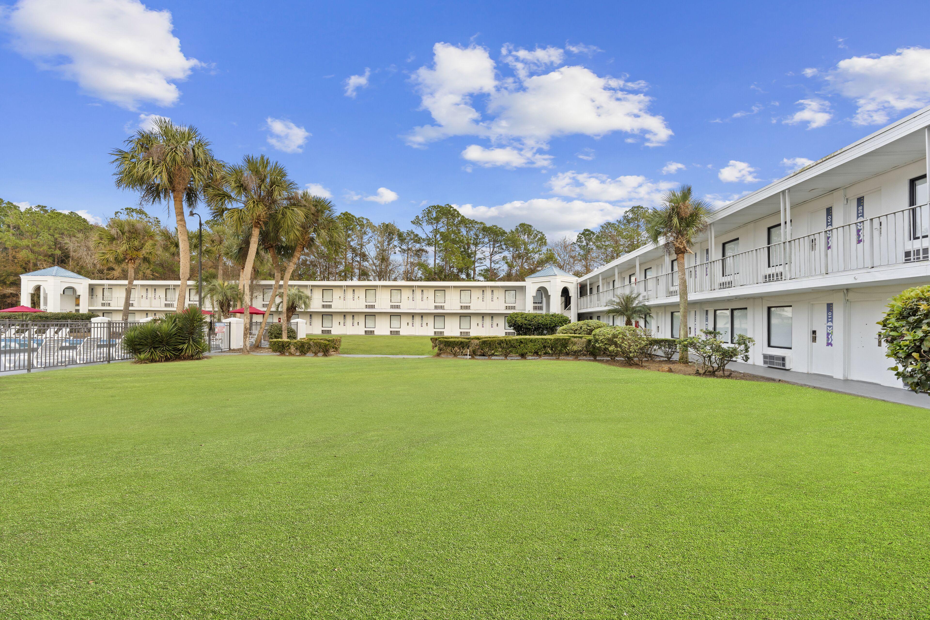 ג'קסונוויל Developer Inn & Suites Airport Jax, A Baymont By Wyndham מראה חיצוני תמונה