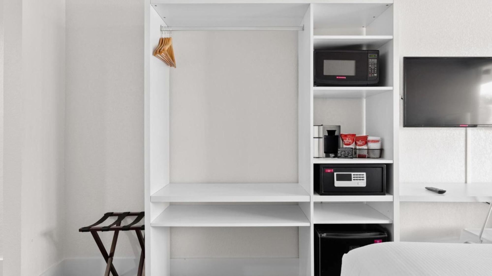 ג'קסונוויל Developer Inn & Suites Airport Jax, A Baymont By Wyndham מראה חיצוני תמונה